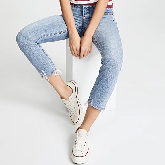 Levi’s Wedgie Cotton Hi-Rise Tapered Leg cropped Jeans - Picture 10 of 15